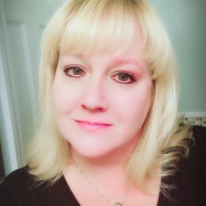 Meet your Posher, Christy